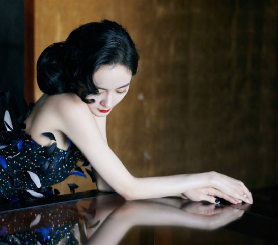 网络图片(侵删) 网络图片(侵删)