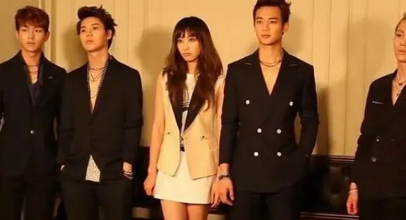 网络图片(侵删) 网络图片(侵删)