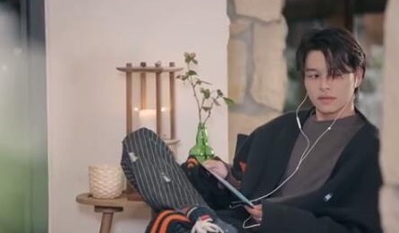 网络图片(侵删) 网络图片(侵删)