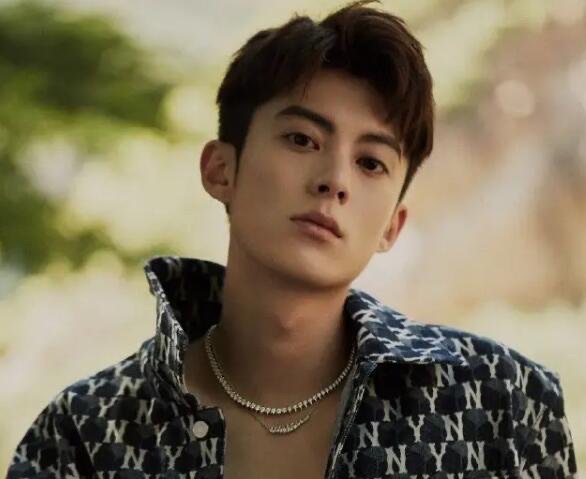 网络图片(侵删) 网络图片(侵删)