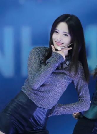 网络图片(侵删) 网络图片(侵删)