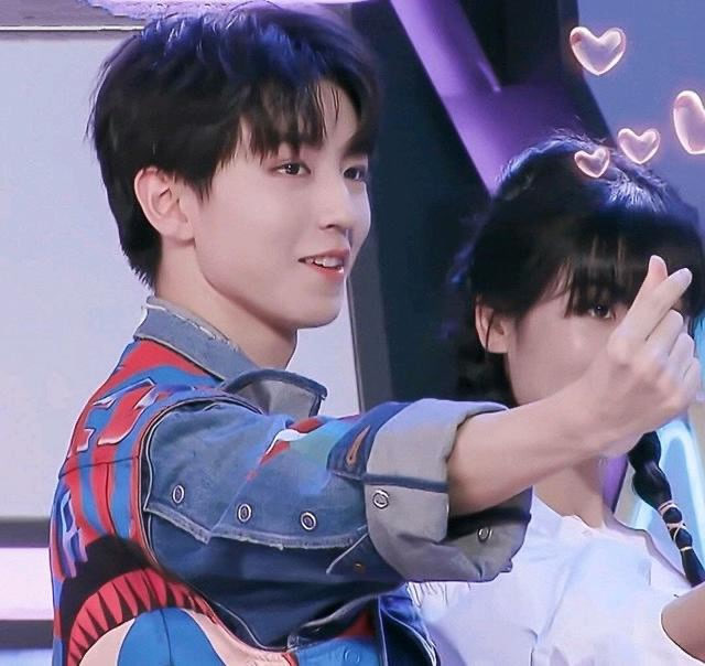 网络图片(侵删) 网络图片(侵删)