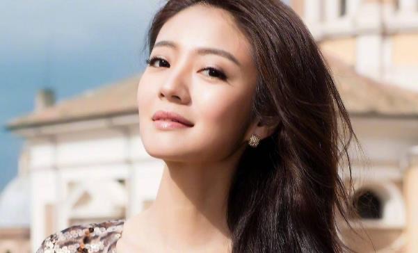 网络图片(侵删) 网络图片(侵删)