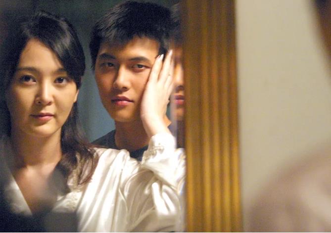 网络图片(侵删) 网络图片(侵删)