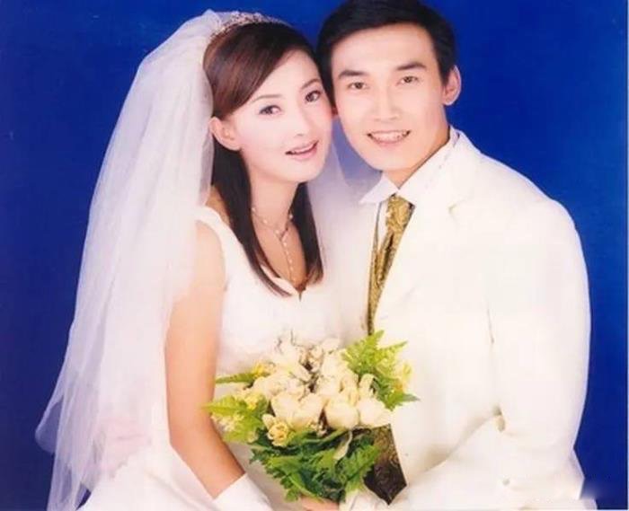 网络图片(侵删) 网络图片(侵删)