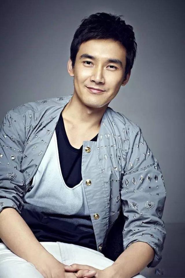 网络图片(侵删) 网络图片(侵删)