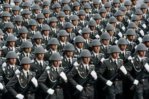 网络图片(侵删) 网络图片(侵删)