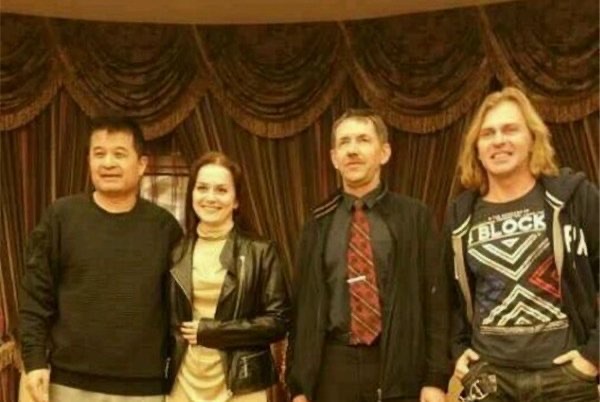 网络图片(侵删) 网络图片(侵删)